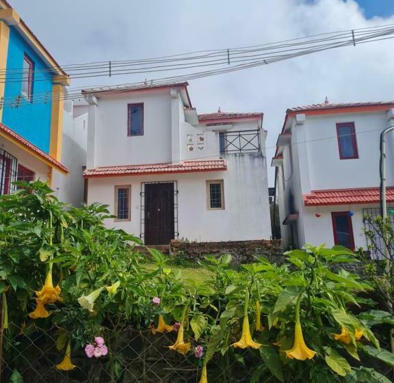 Misty Villa   Kitchen, Free Wifi, Pvt Garden, 3bhk Villa