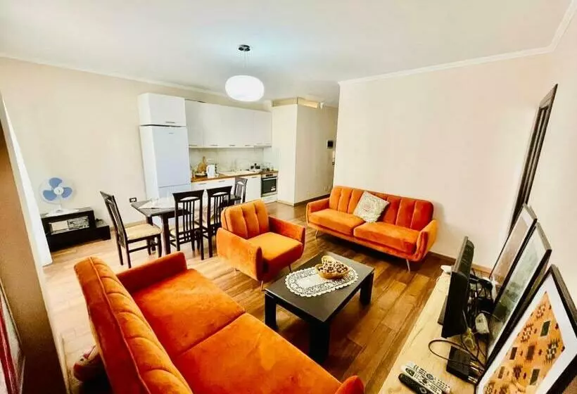 Spacious Holiday Apartment