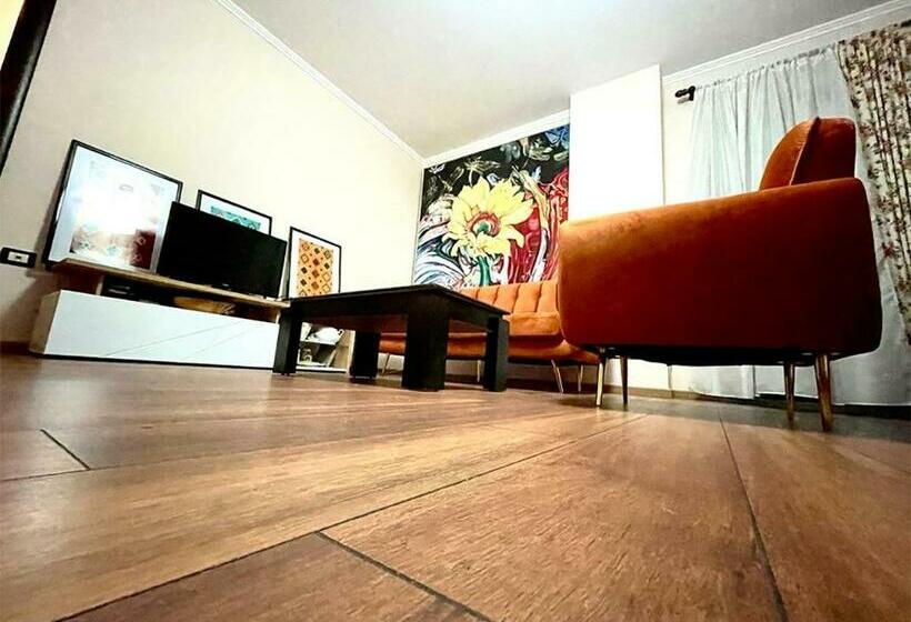 Spacious Holiday Apartment