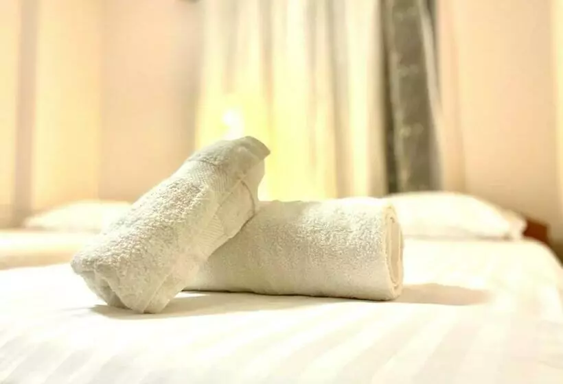 Spacious Holiday Apartment