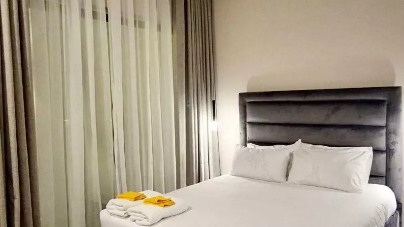 Instahomes By Tru   Garden Suites