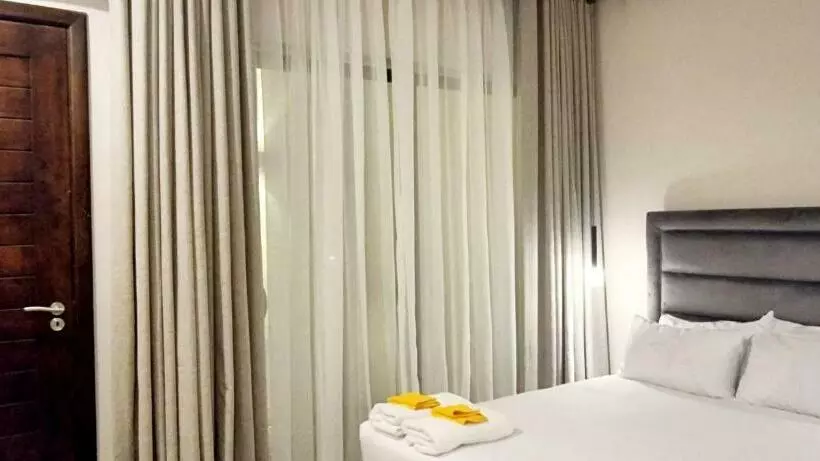 Instahomes By Tru   Garden Suites