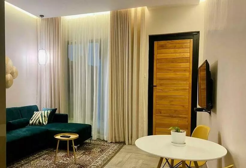 Instahomes By Tru   Garden Suites