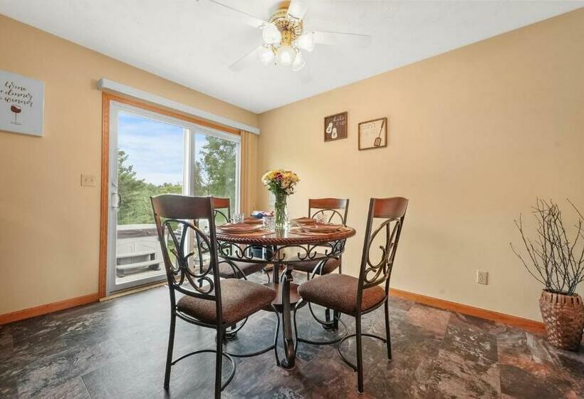 Long Lake Retreat Hot Tub, Pool Table, Firepit