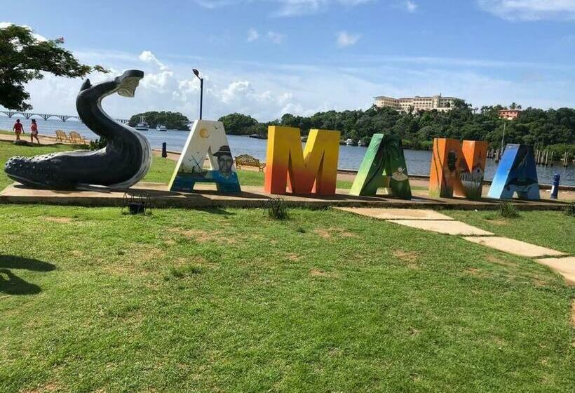 Studio Centrally Located, 50 Mts From El Malecón