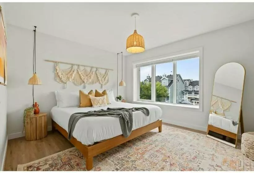 The Promenade I Patio And Bbq I Fire Pit I Sleep 9