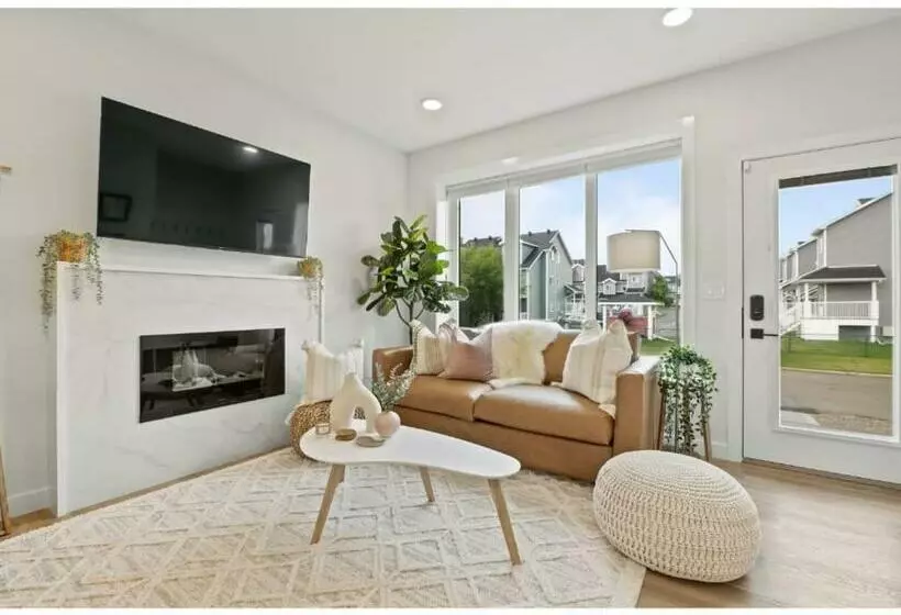 The Promenade I Patio And Bbq I Fire Pit I Sleep 9