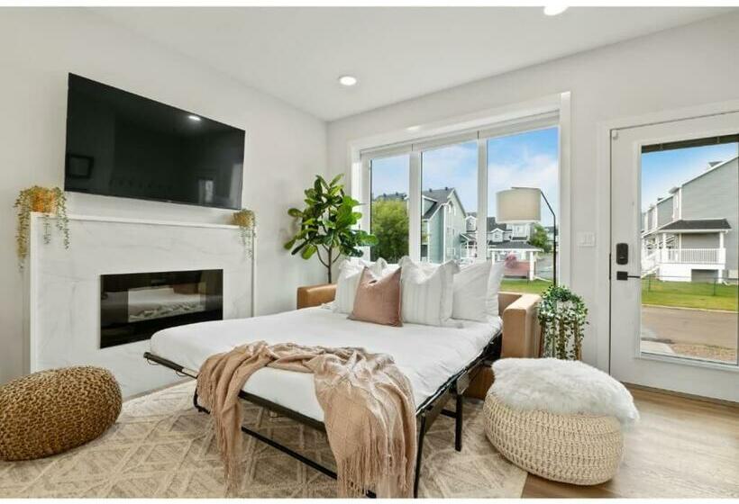 The Promenade I Patio And Bbq I Fire Pit I Sleep 9