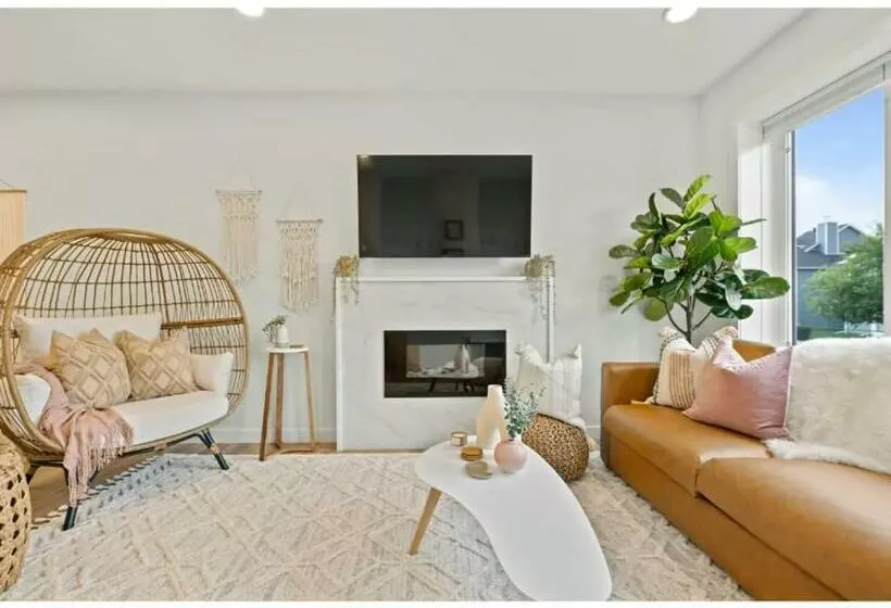 The Promenade I Patio And Bbq I Fire Pit I Sleep 9