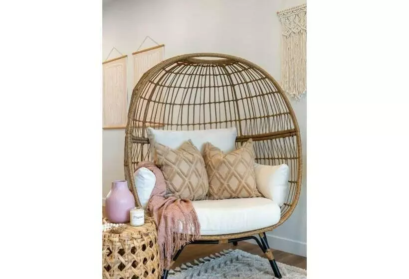 The Promenade I Patio And Bbq I Fire Pit I Sleep 9