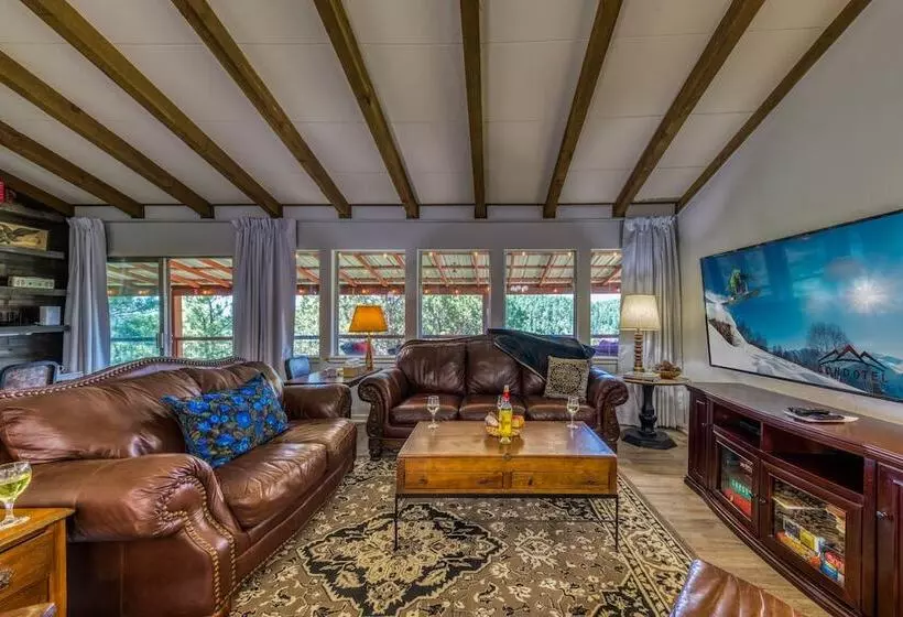 Nana And Papas Mountain Retreat