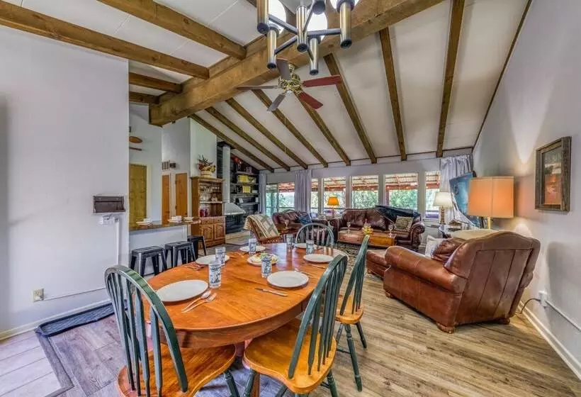 Nana And Papas Mountain Retreat