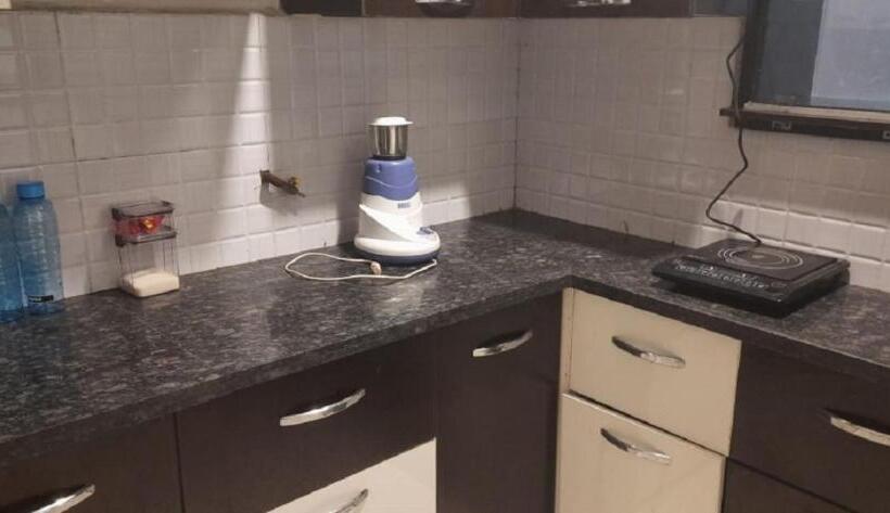 Staeg Skyline View 3bhk 1404