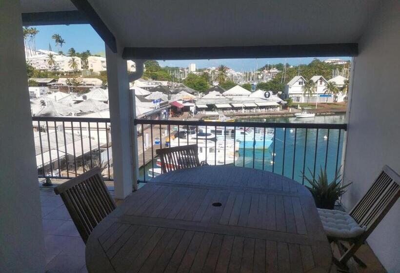 Bel Appartement T4, Vue Mer Sur La Marina Du Gosier