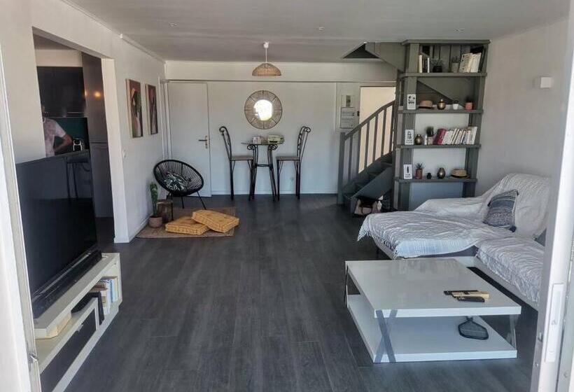 Bel Appartement T4, Vue Mer Sur La Marina Du Gosier