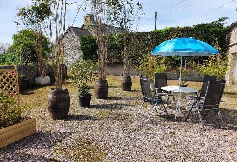 Longère à La Campagne, à Proximité De La Mer