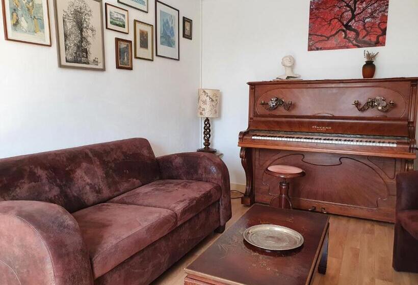 Longère à La Campagne, à Proximité De La Mer