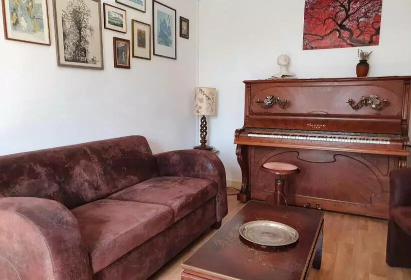 Longère à La Campagne, à Proximité De La Mer