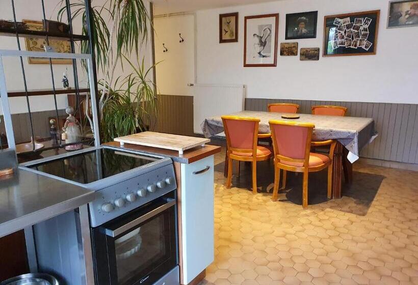 Longère à La Campagne, à Proximité De La Mer