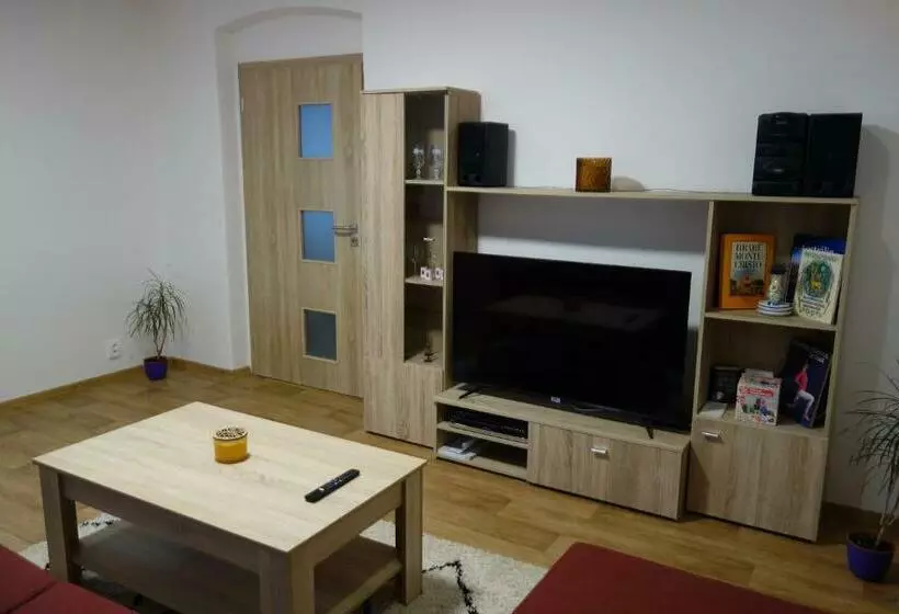 Pod Chlumem   útulný Byt V Blízkosti Centra