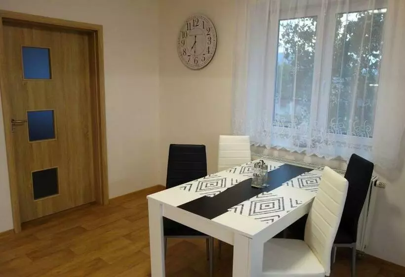 Pod Chlumem   útulný Byt V Blízkosti Centra