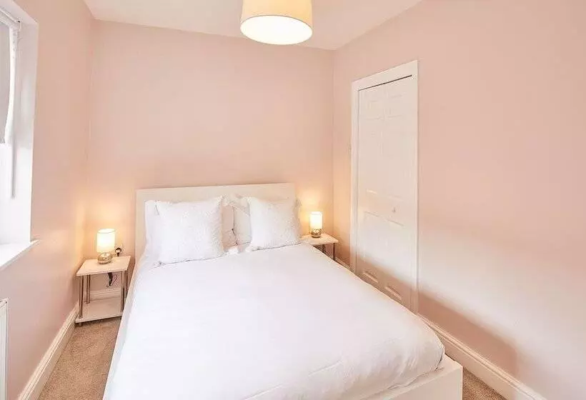 Host & Stay   Ings Lane