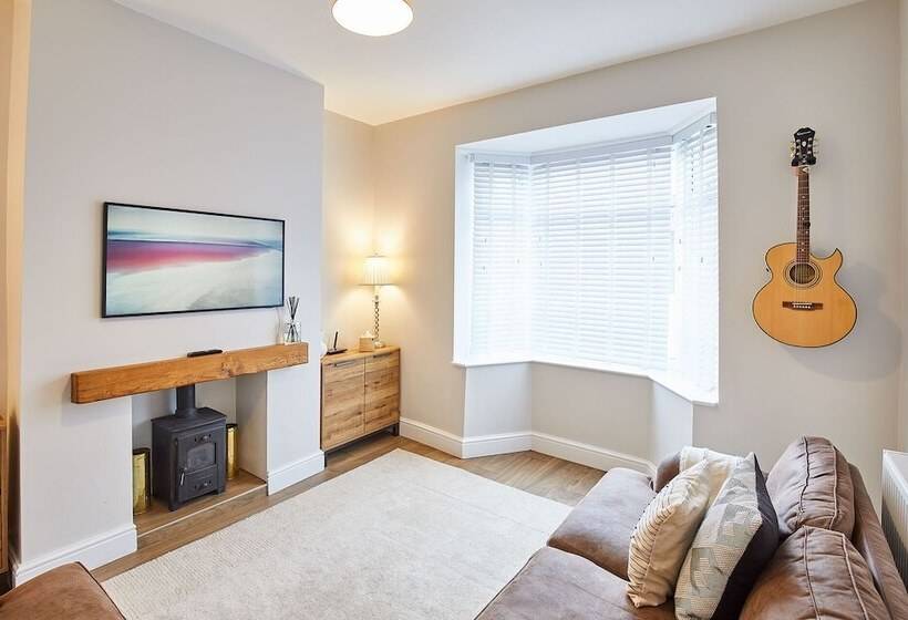 Host & Stay Ings Lane