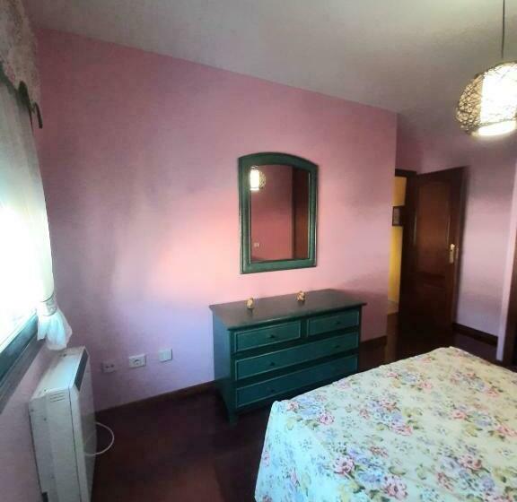 Loyos Playa Grande Miño