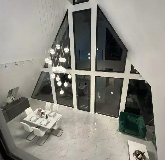 Pine Hill Poiana Marului