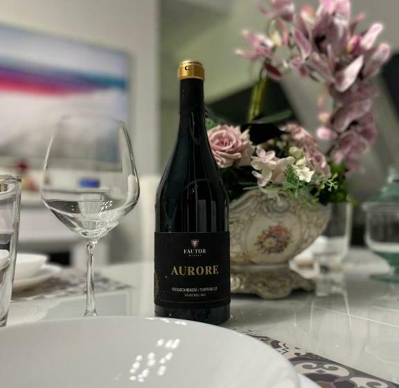 Pine Hill Poiana Marului