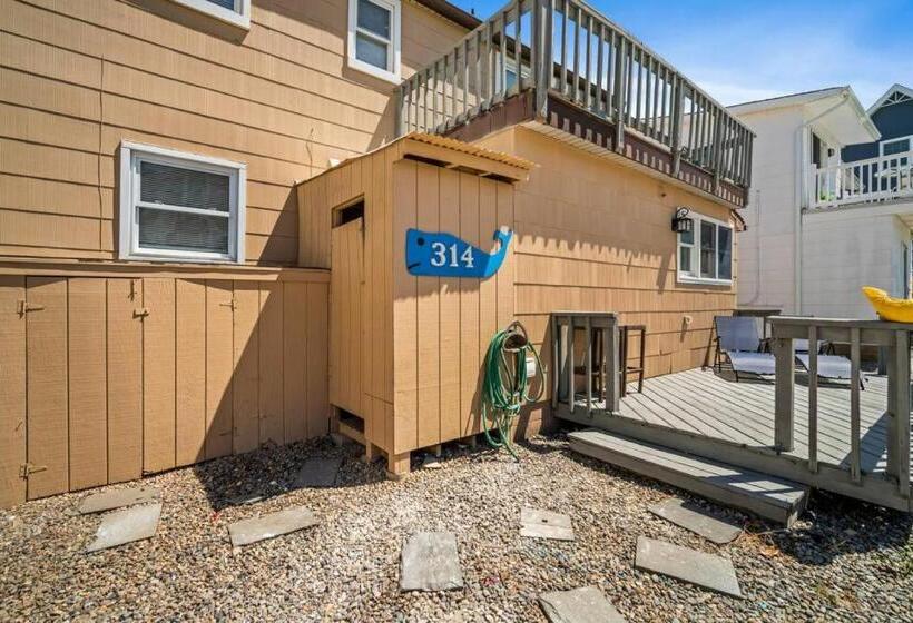 Relax And Enjoy The Beach Beautifully Updated