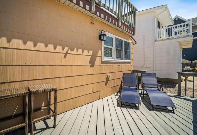 Relax And Enjoy The Beach Beautifully Updated