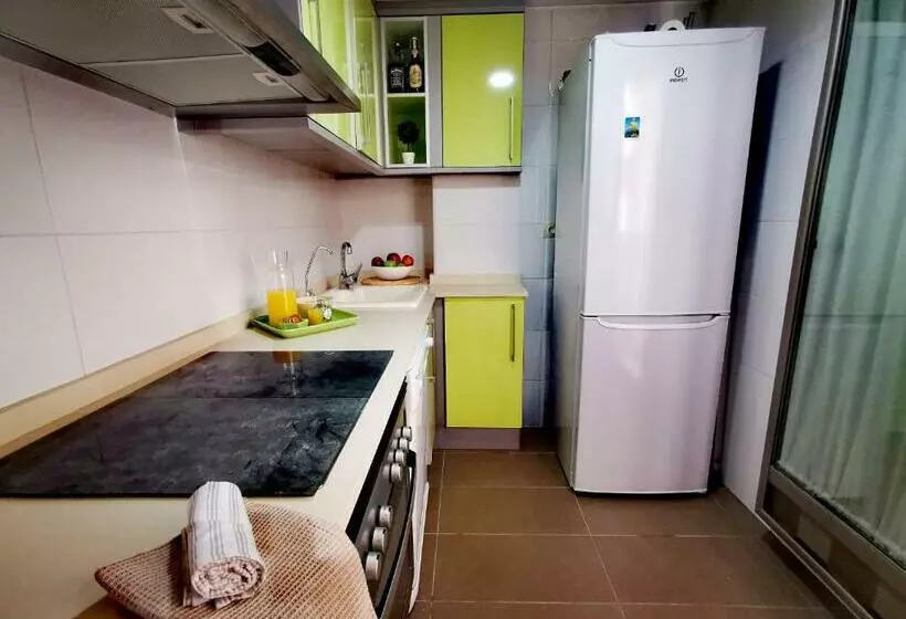 Borumbot Vistas Pueblo Y Peñon