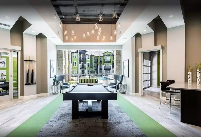 Lovely 1 Bed Apartment In North Austin!!