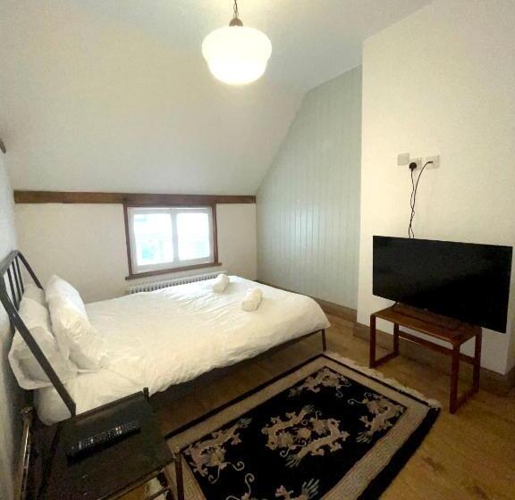 Samuel Pepys Cottage