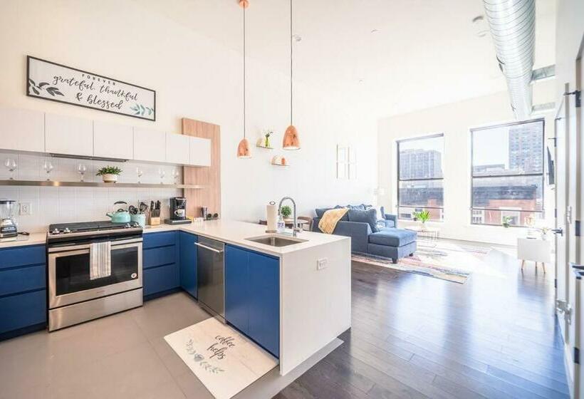 The Flats King Bed Ewr/penn Station