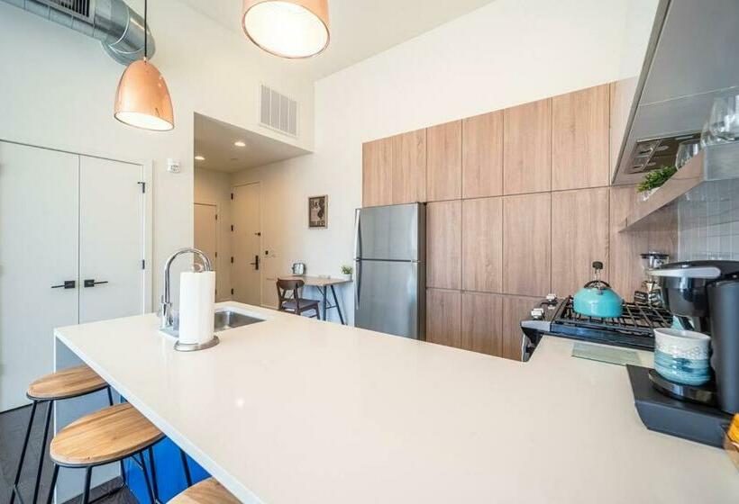 The Flats King Bed Ewr/penn Station