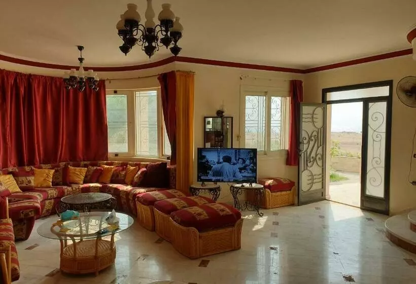 Amazing Sea View Villa @ Ras Sadr
