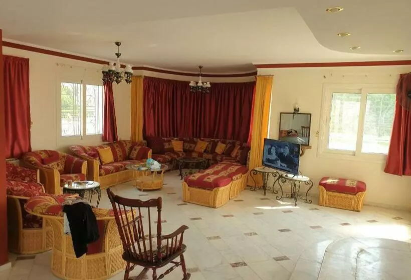 Amazing Sea View Villa @ Ras Sadr