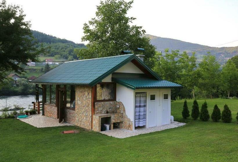 Idyllic River Front Holiday Houses Tišine