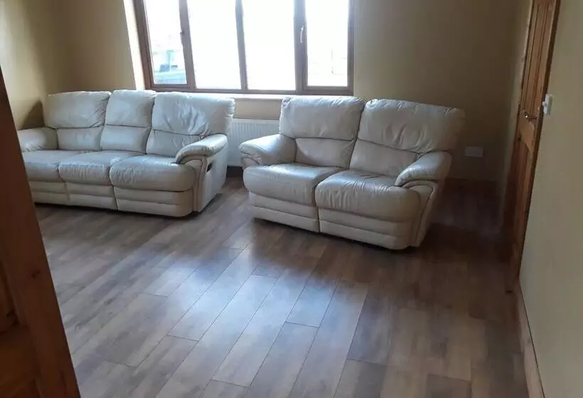 Slieve Anierin House