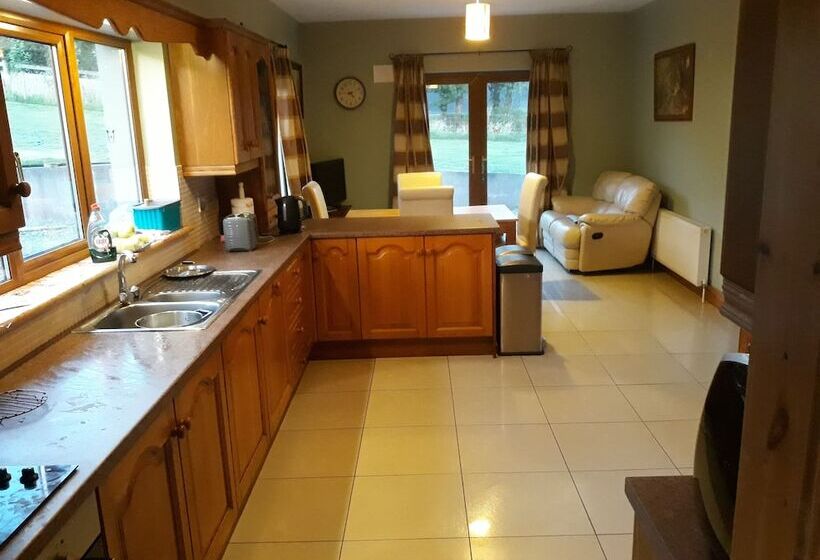 Slieve Anierin House