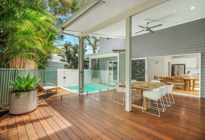 The Bay House At Bateau Bay