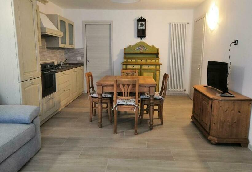 Asiago Centro   Piano Terra Con Parcheggio