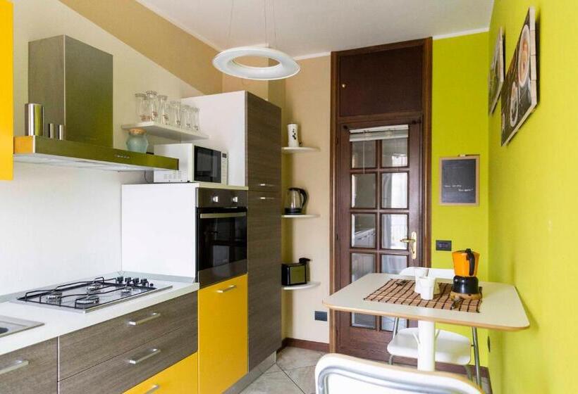 Blue Lake Arona   Cozy Apartment In City Center