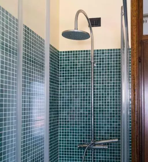 Blue Lake Arona   Cozy Apartment In City Center