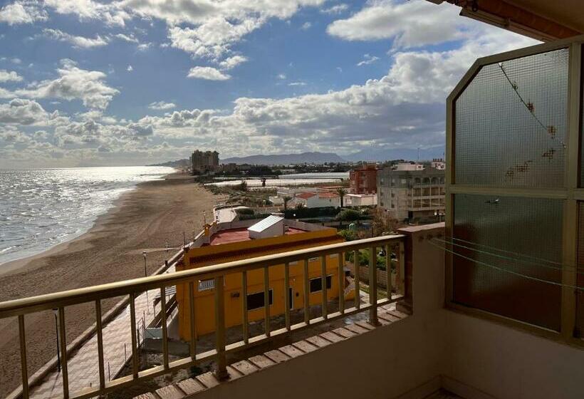 Piso En Primera Línea De Playa