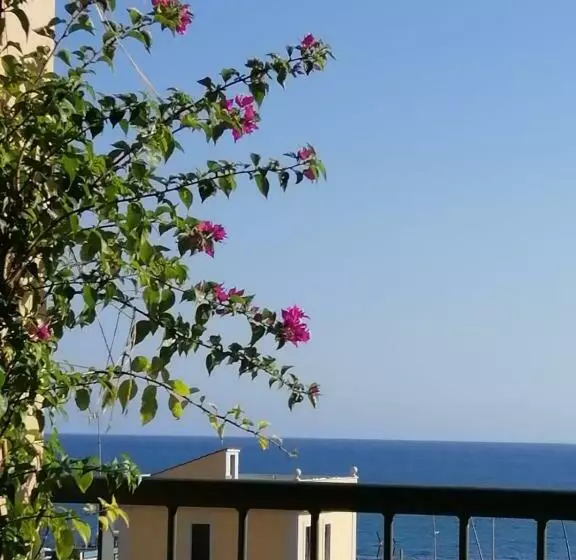 Sea View Penthouse With Beautiful Terrace   Casa Verdi Jayanti