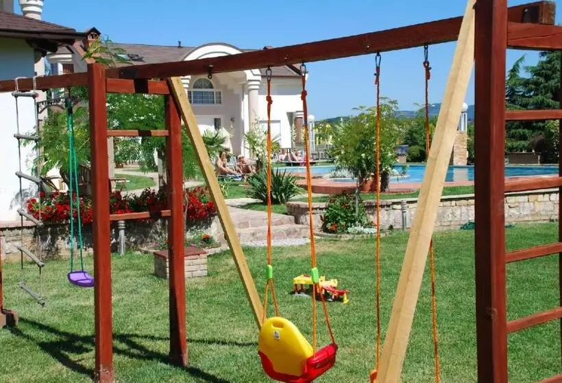 Aleksandar Villa & Spa