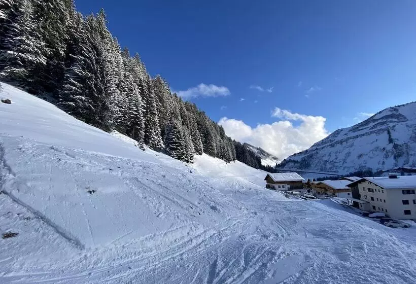 Aparthotel Alpinresort Damüls